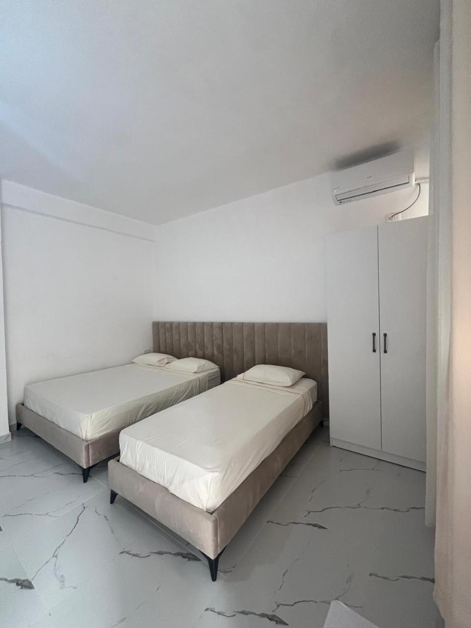 Elio'S Room ドゥラス エクステリア 写真
